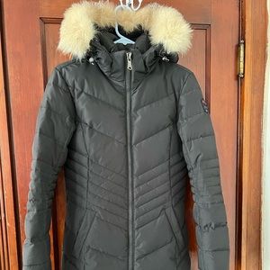 Pajar WOMENS Queens chevron coat Black Medium, ultra warm, fur collar